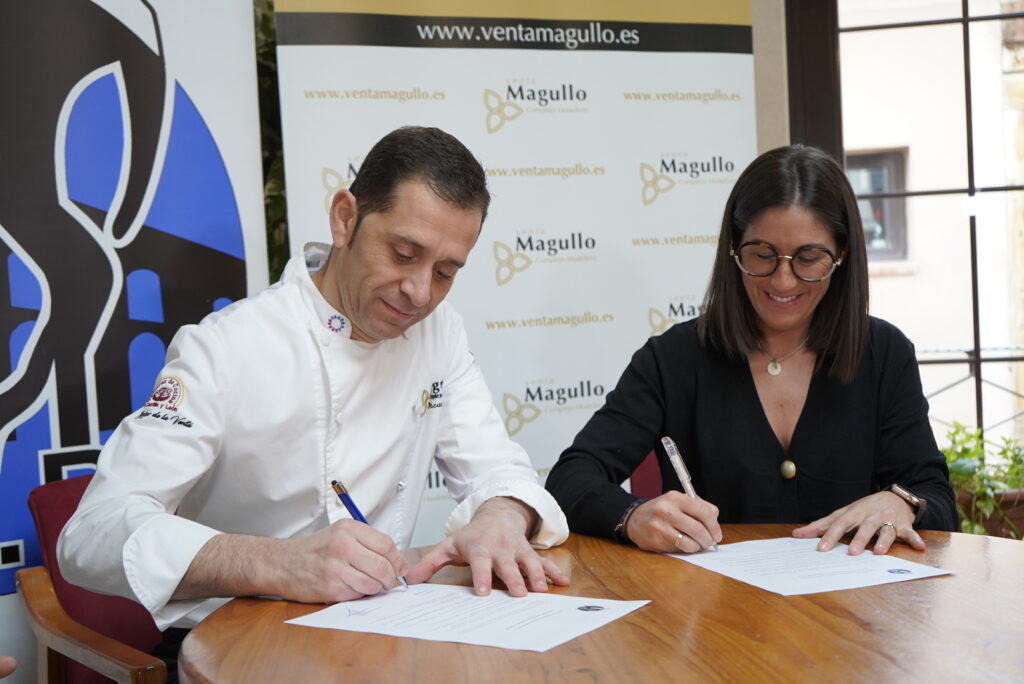 Firma convenio Magullo