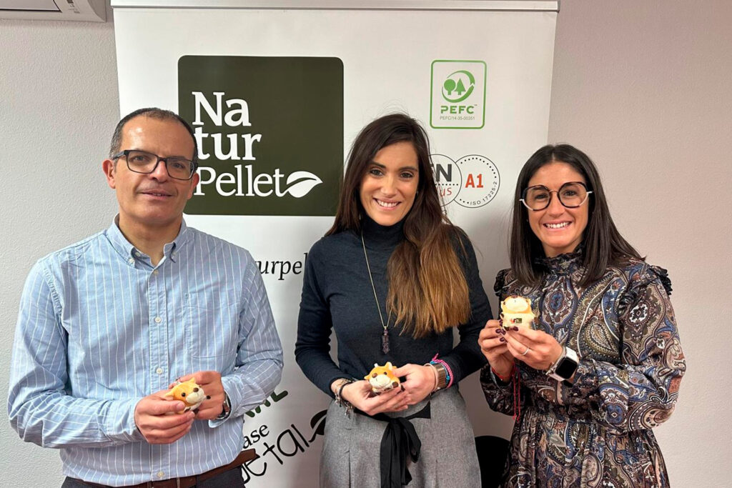 Firma convenio Naturpellet